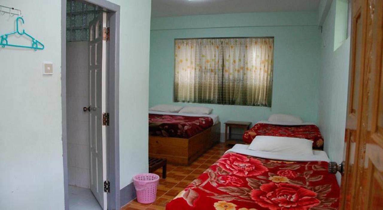 Dormitory @ Golden Kalaw Hotel Екстер'єр фото